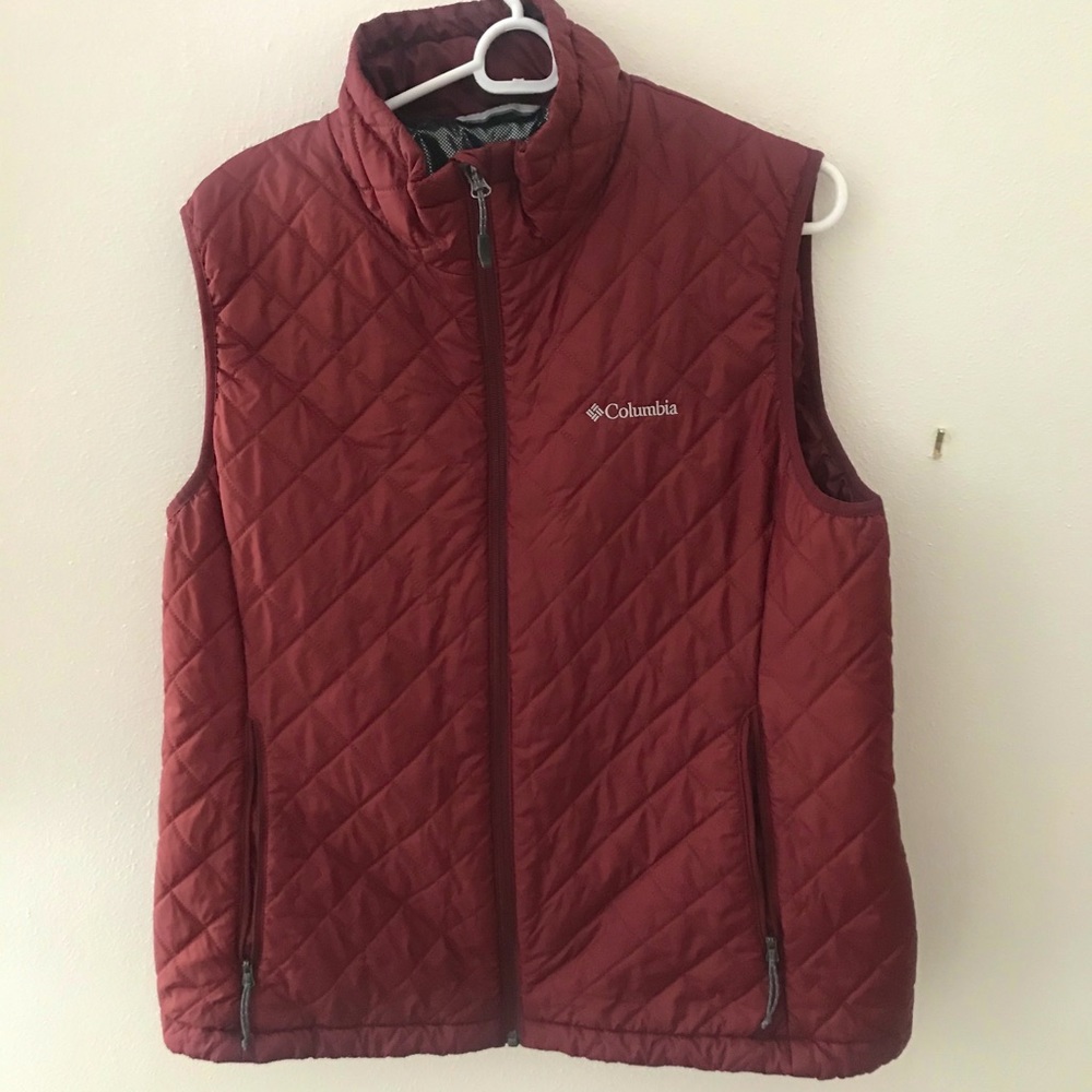 Columbia Omni Heat zip up vest